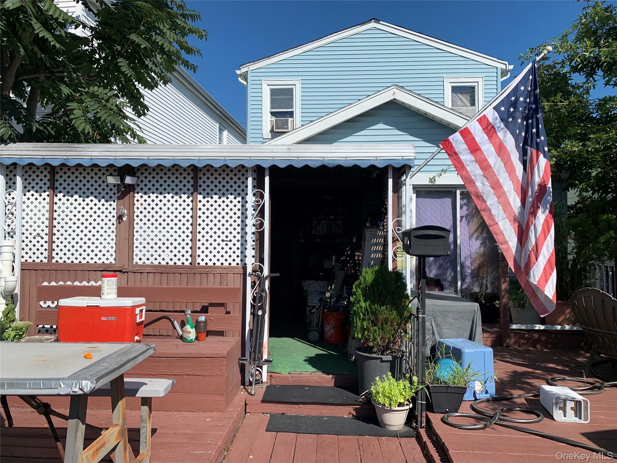 124 Edgewater Park 124 D