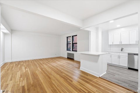 Homes For Sale - 3840 Greystone Avenue #3I<br/> Bronx, NY 10463