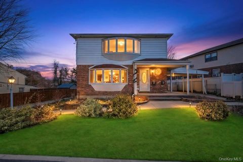 Multifamily For Sale - 644 Broadway Road<br/> Nassau County, Bethpage, NY 11714