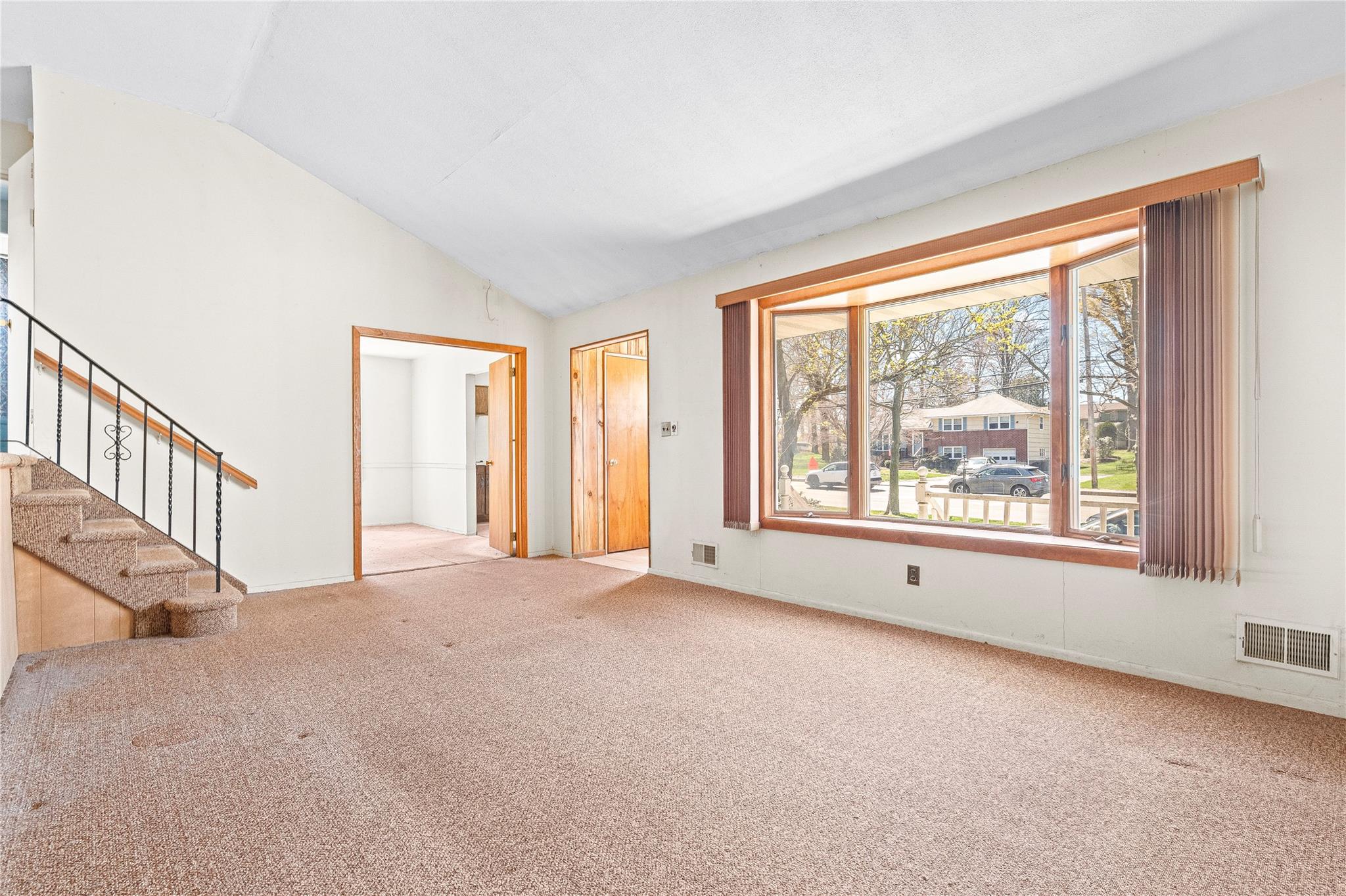 168 N Middletown Road, Nanuet, New York image 8