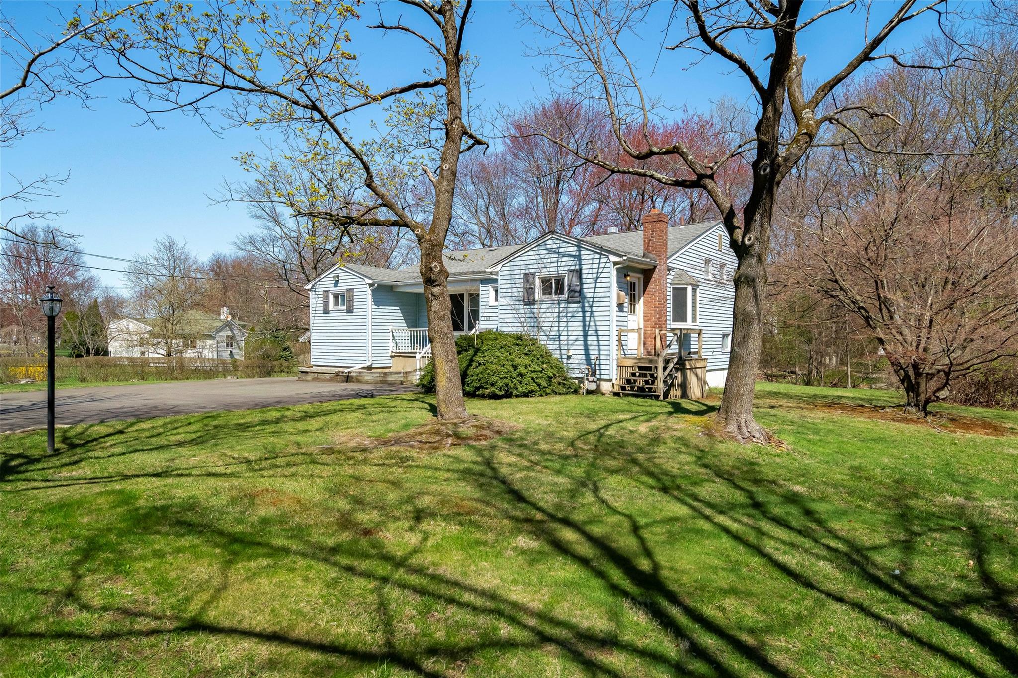 168 N Middletown Road, Nanuet, New York image 1