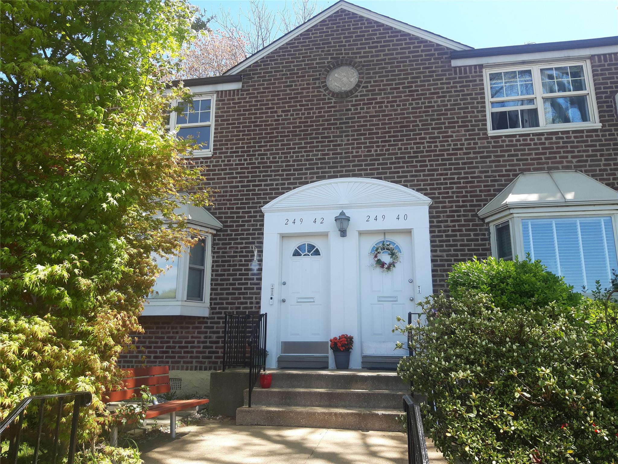 57th Avenue Ave 2, Little Neck, Queens, NY - 2 Bedrooms  
1 Bathrooms  
5 Rooms - 