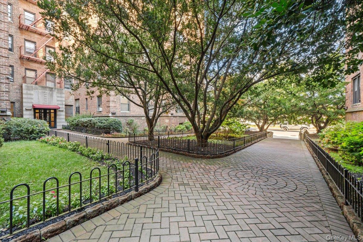 Photo 1 of 15 — 3015 Riverdale Avenue 6D, Bronx, NY 10463