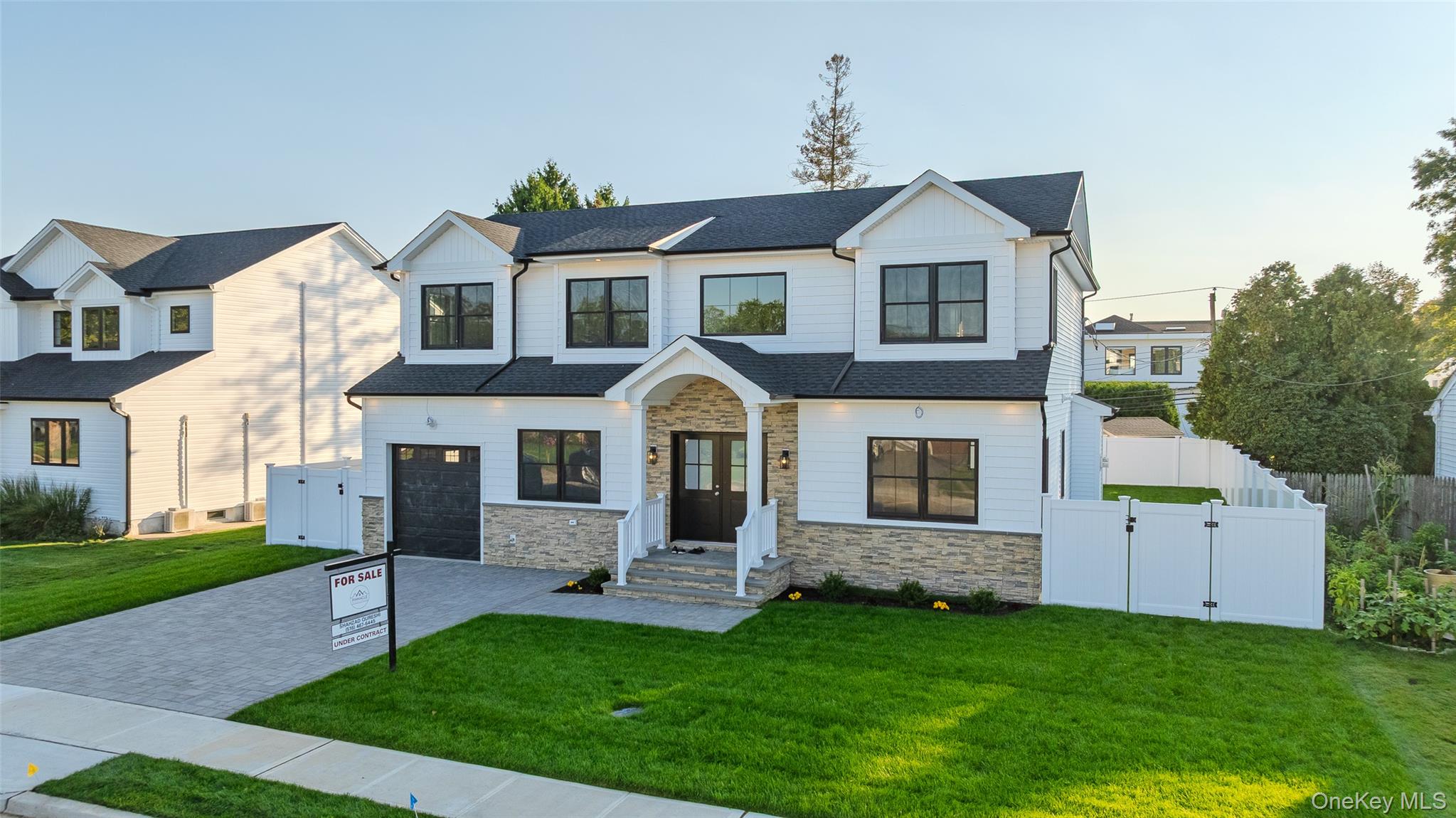 38 Eldorado Boulevard