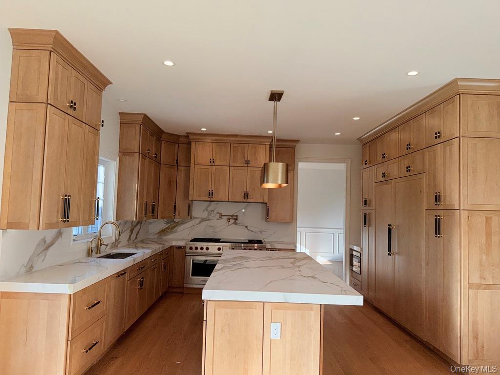 78 Abu Mousa Drive