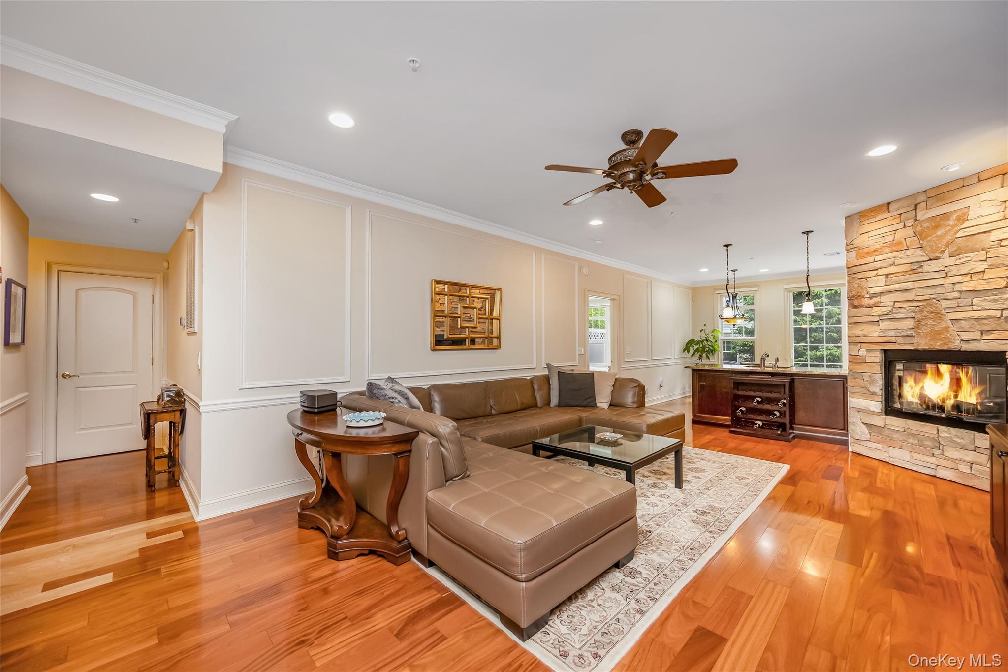 246 Roosevelt Way 11103