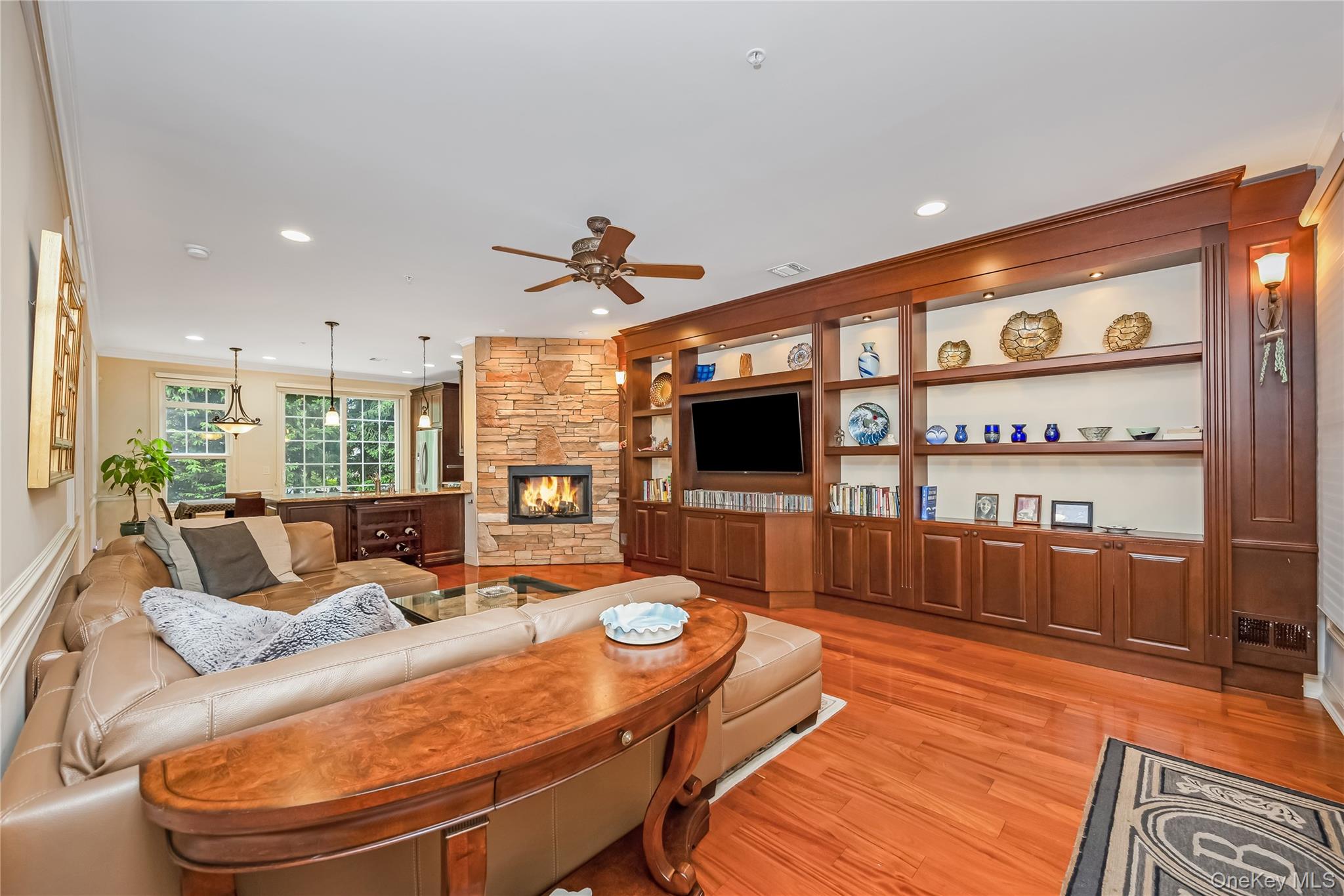 246 Roosevelt Way 11103