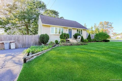 Photo of 171 Stanley Drive, Centereach, NY 11720 (MLS # 920695)