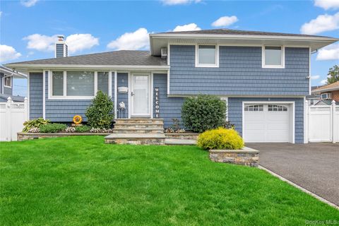 8 Gates Avenue Plainview NY 11803