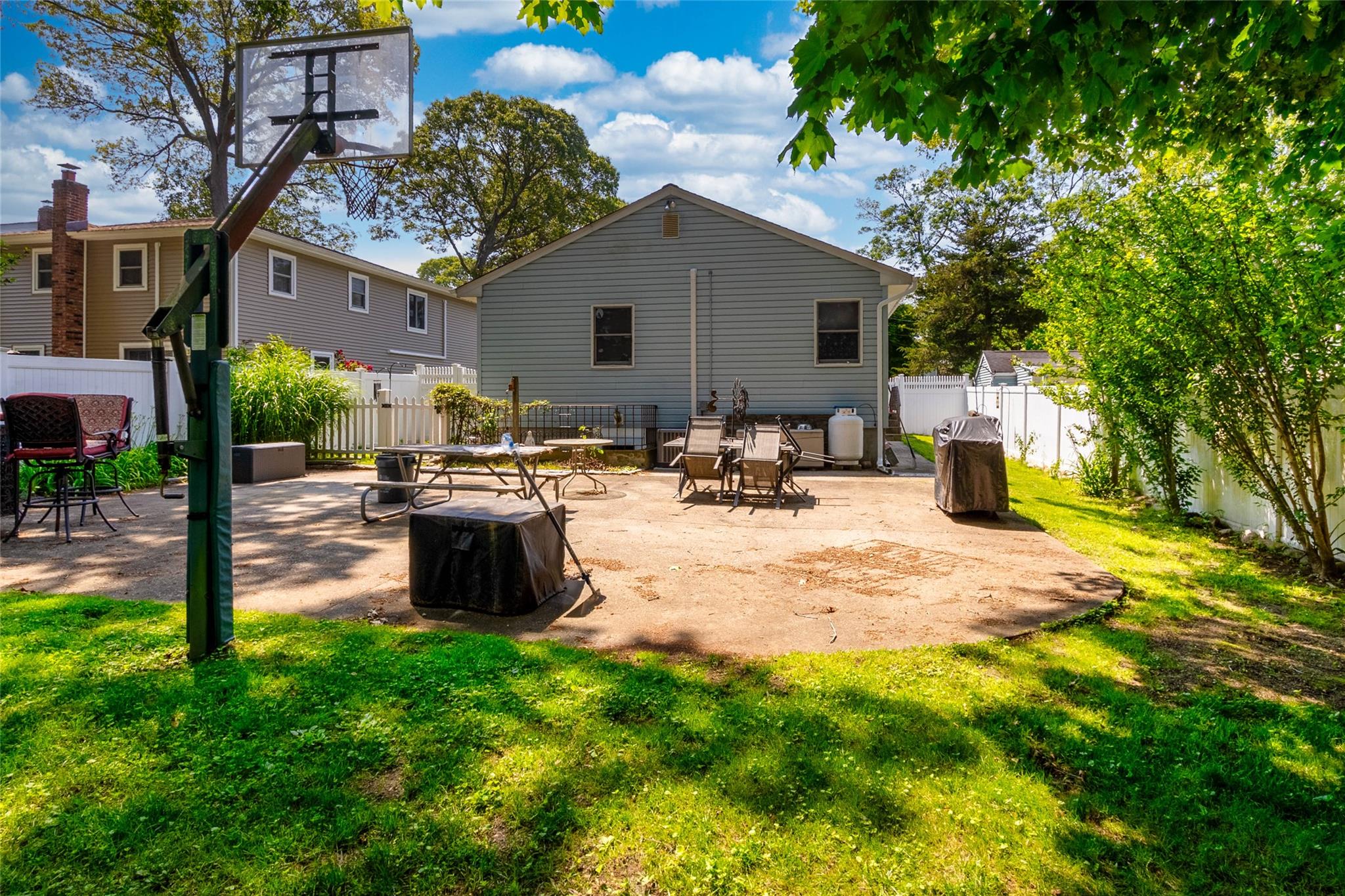 85 Ferndale Avenue