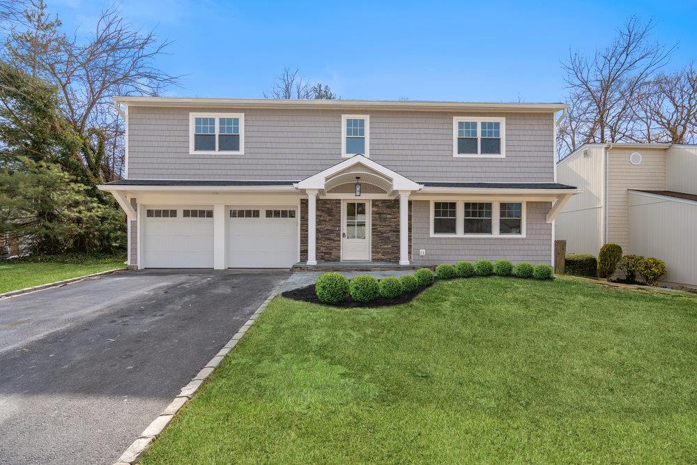 78 Barry Lane, Syosset, New York image 1