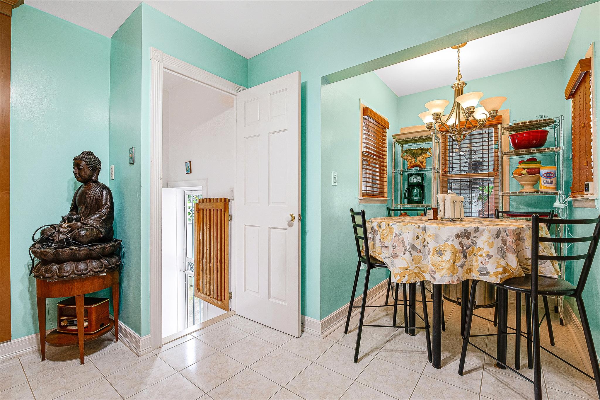 89-21 70th Avenue, Forest Hills, New York image 9