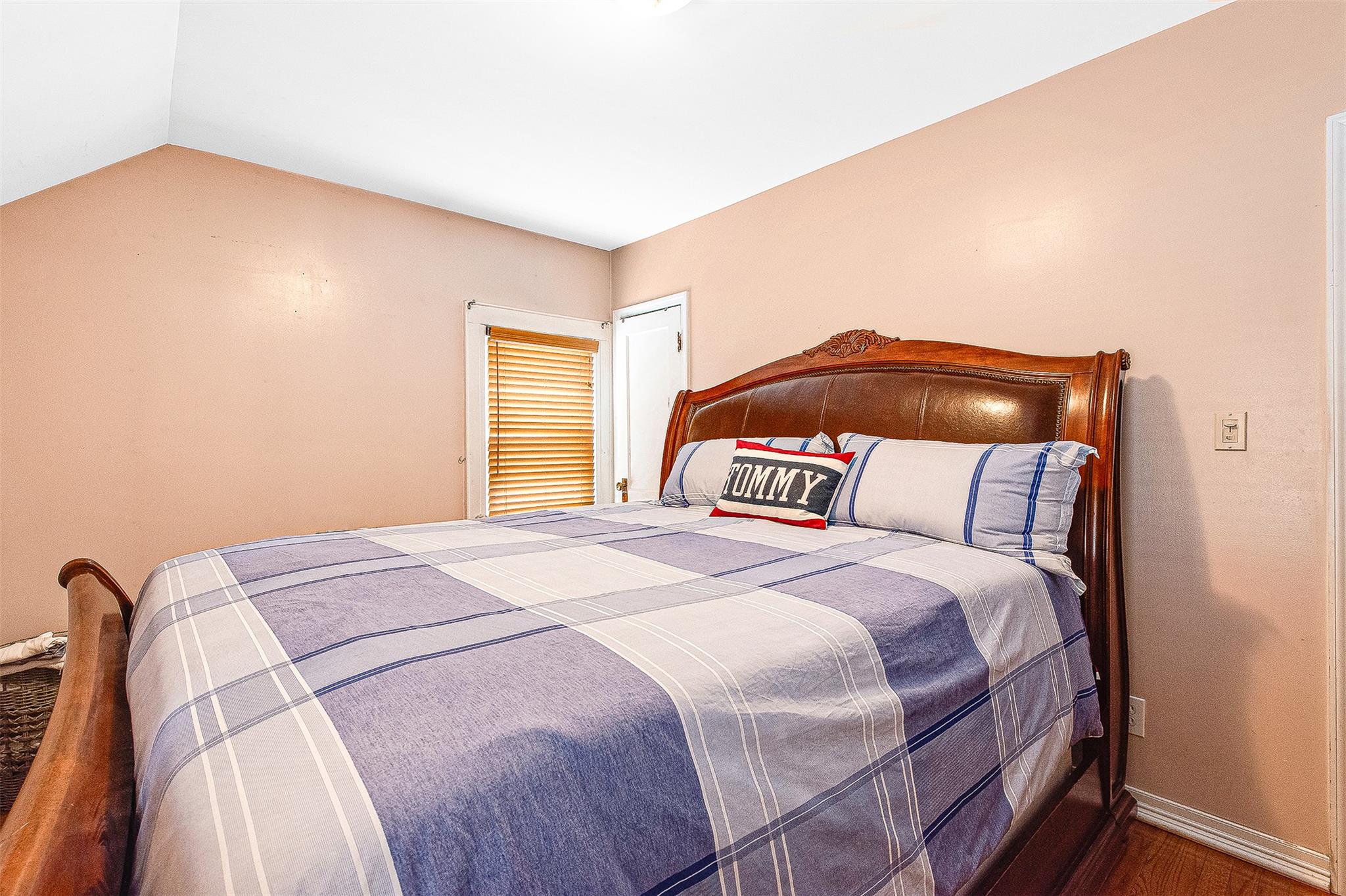 89-21 70th Avenue, Forest Hills, New York image 17
