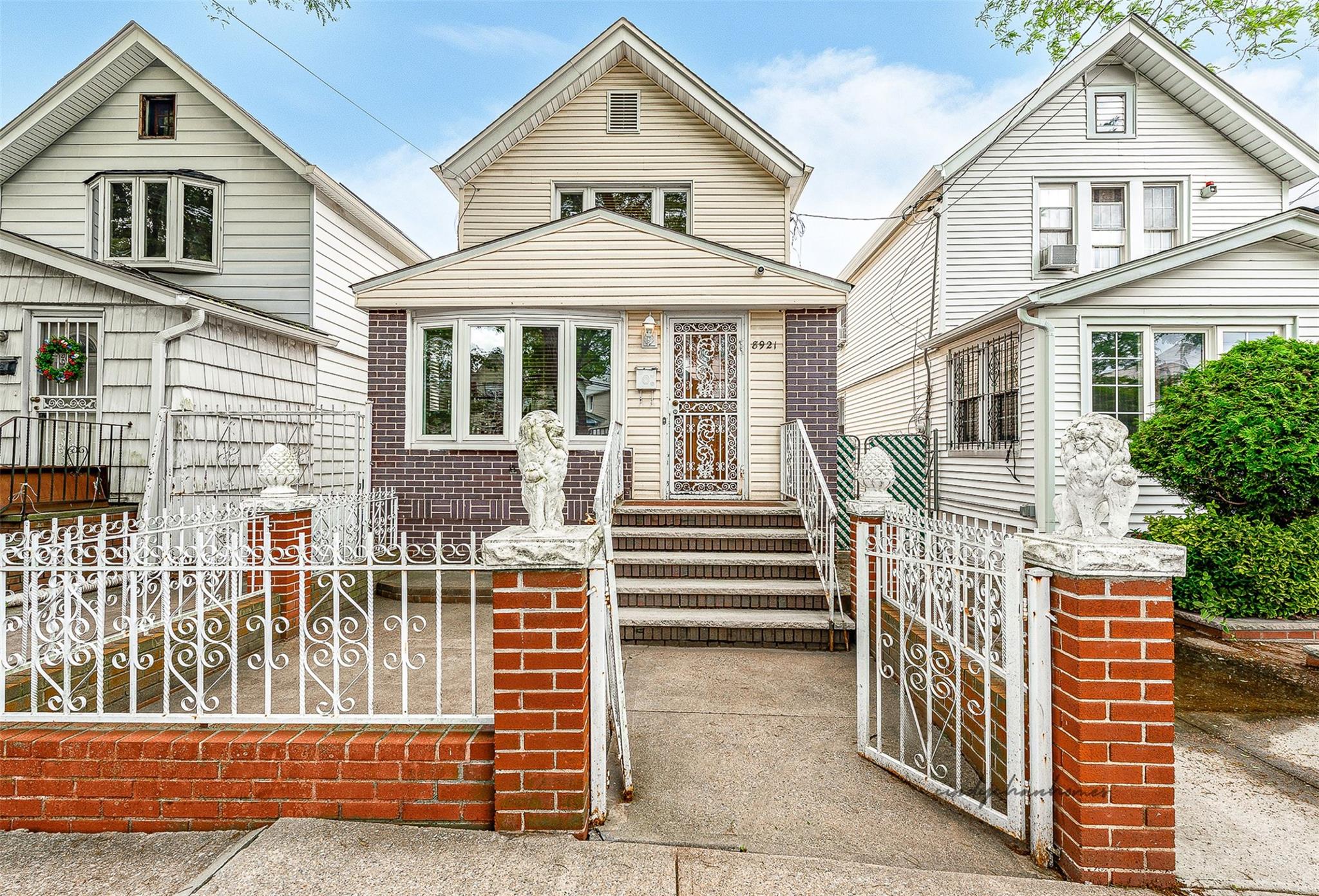 89-21 70th Avenue, Forest Hills, New York image 2
