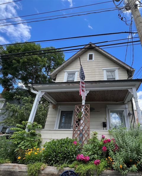 Photo of 140 12th Avenue #2, Sea Cliff, NY 11579 (MLS # 961322)