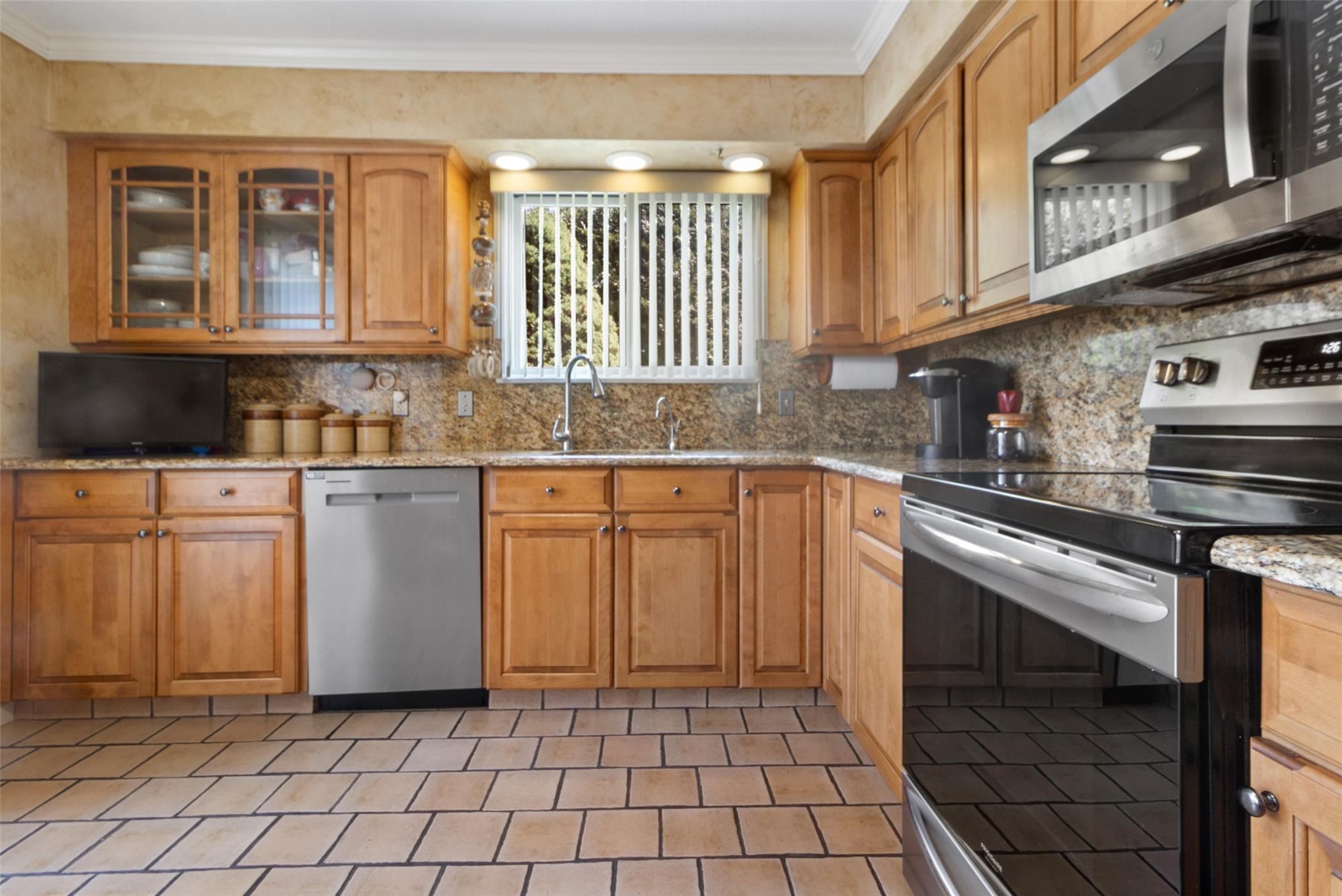 370 Heritage Hills, Somers, New York image 9