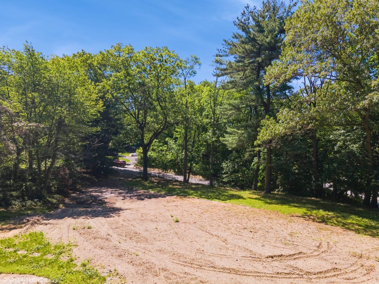 10 High Farms Road, Glen Head, New York image 4