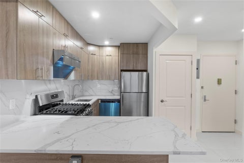 Condo For Sale - 124-28 Queens Boulevard #11C<br/> Kew Gardens, NY 11415
