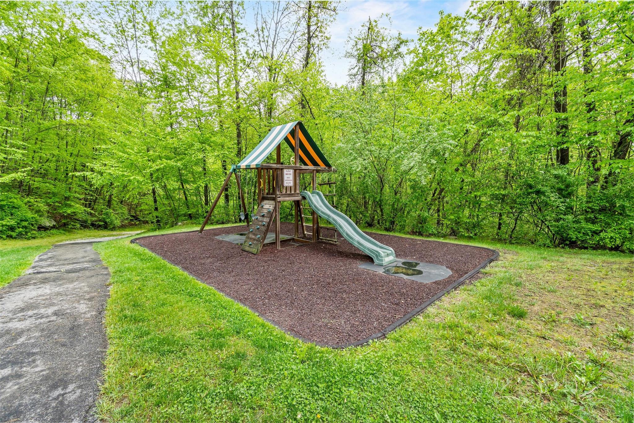 311 Fox Run Lane, Carmel, New York image 20