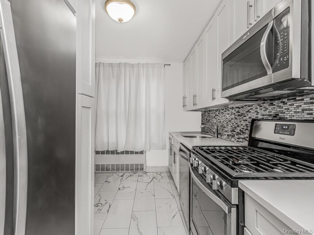 2750 Johnson Avenue 4B