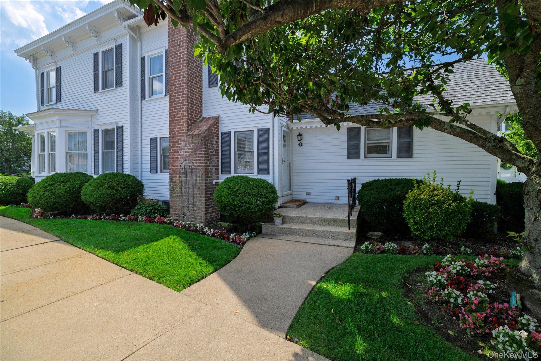 1 Ridgewood Drive