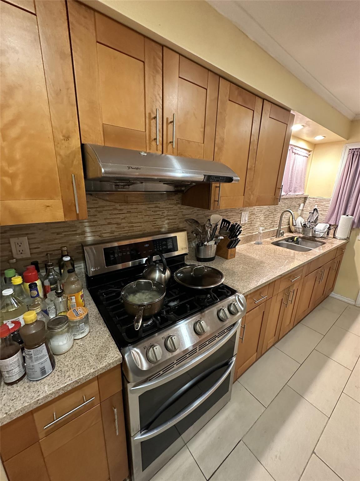 6759 197th Street, Fresh Meadows, New York image 11