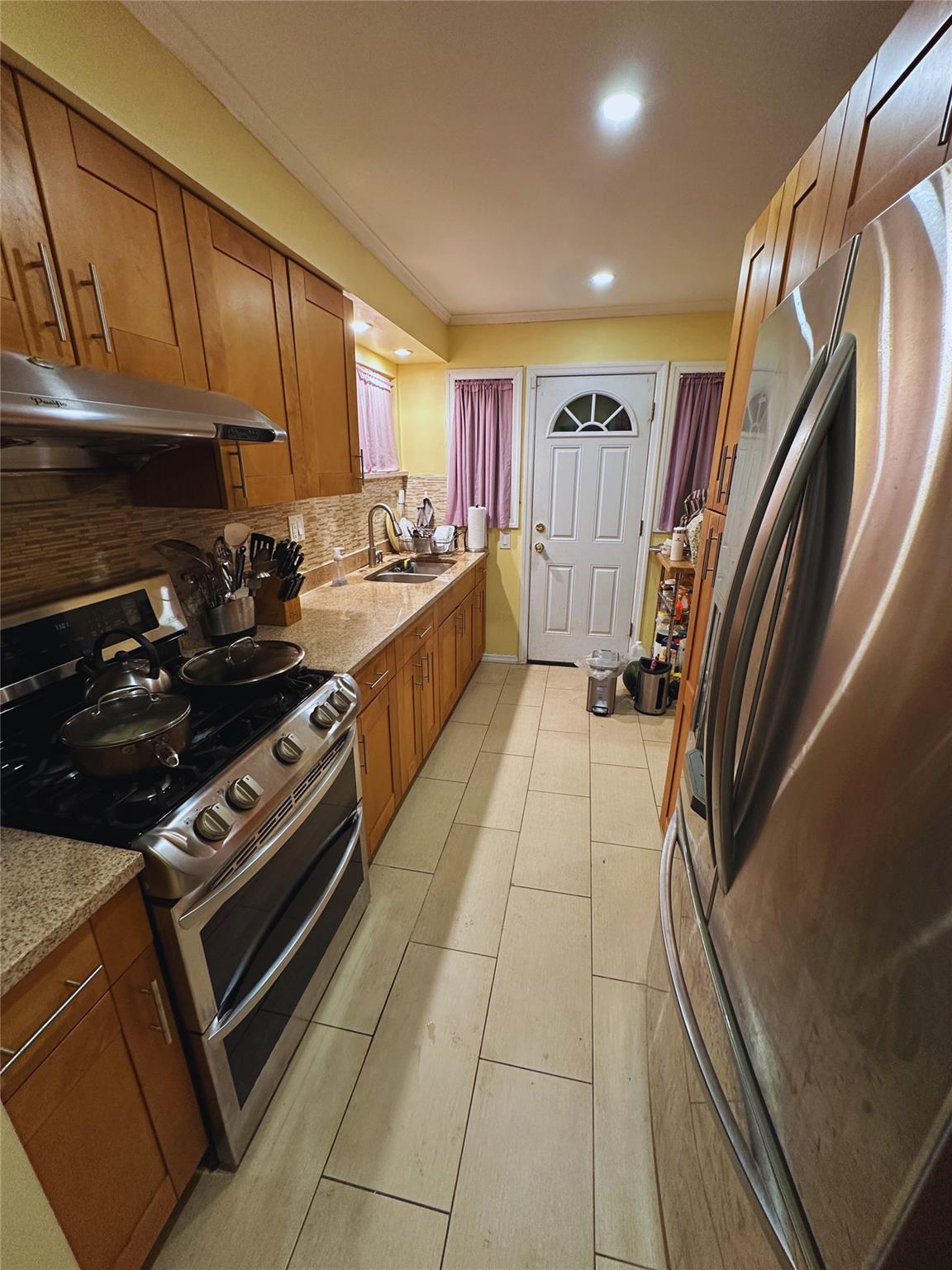 6759 197th Street, Fresh Meadows, New York image 10