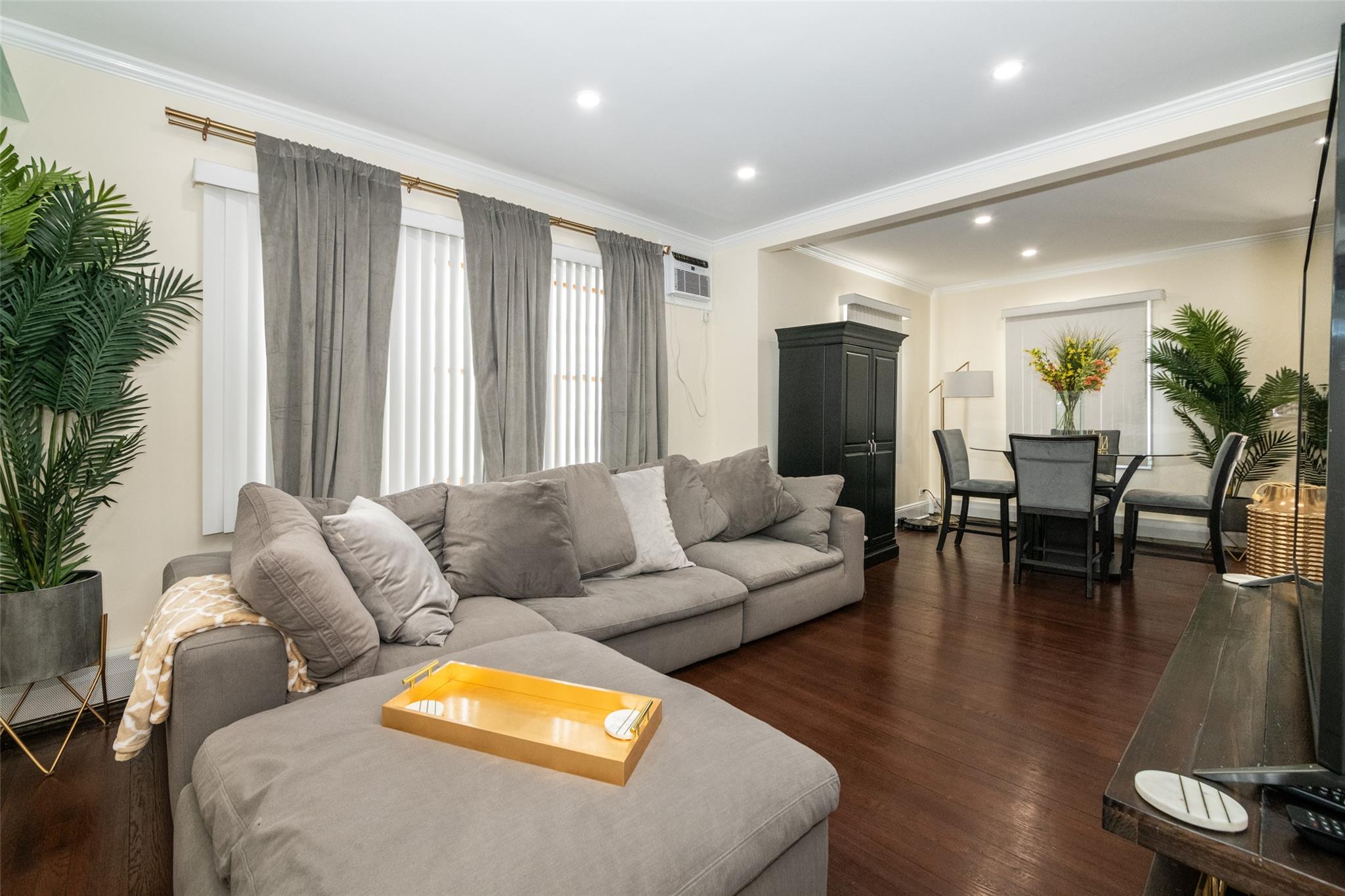 96 Sumner Avenue, Yonkers, New York image 3