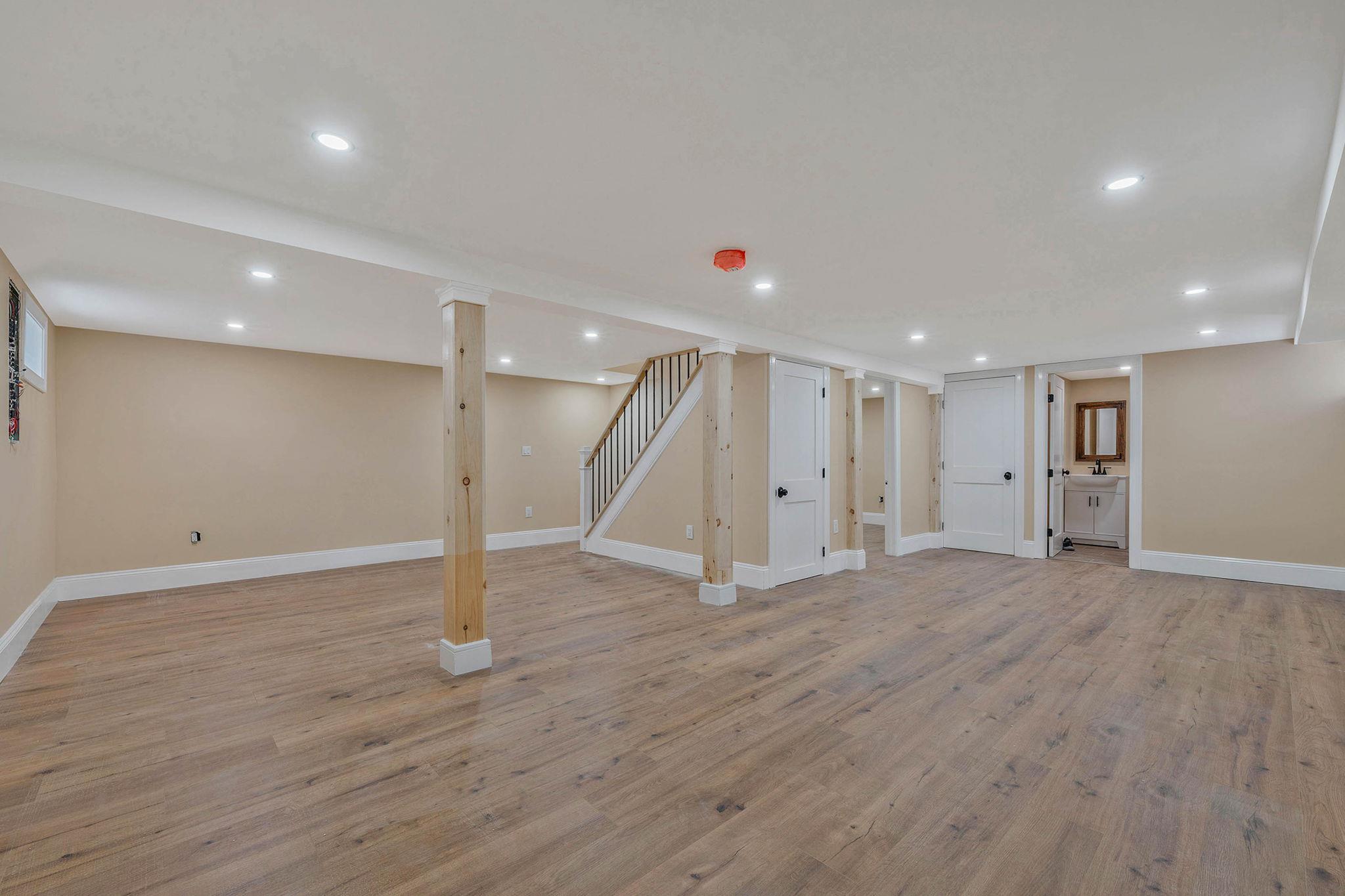 87 Sobro Avenue, Valley Stream, New York image 25