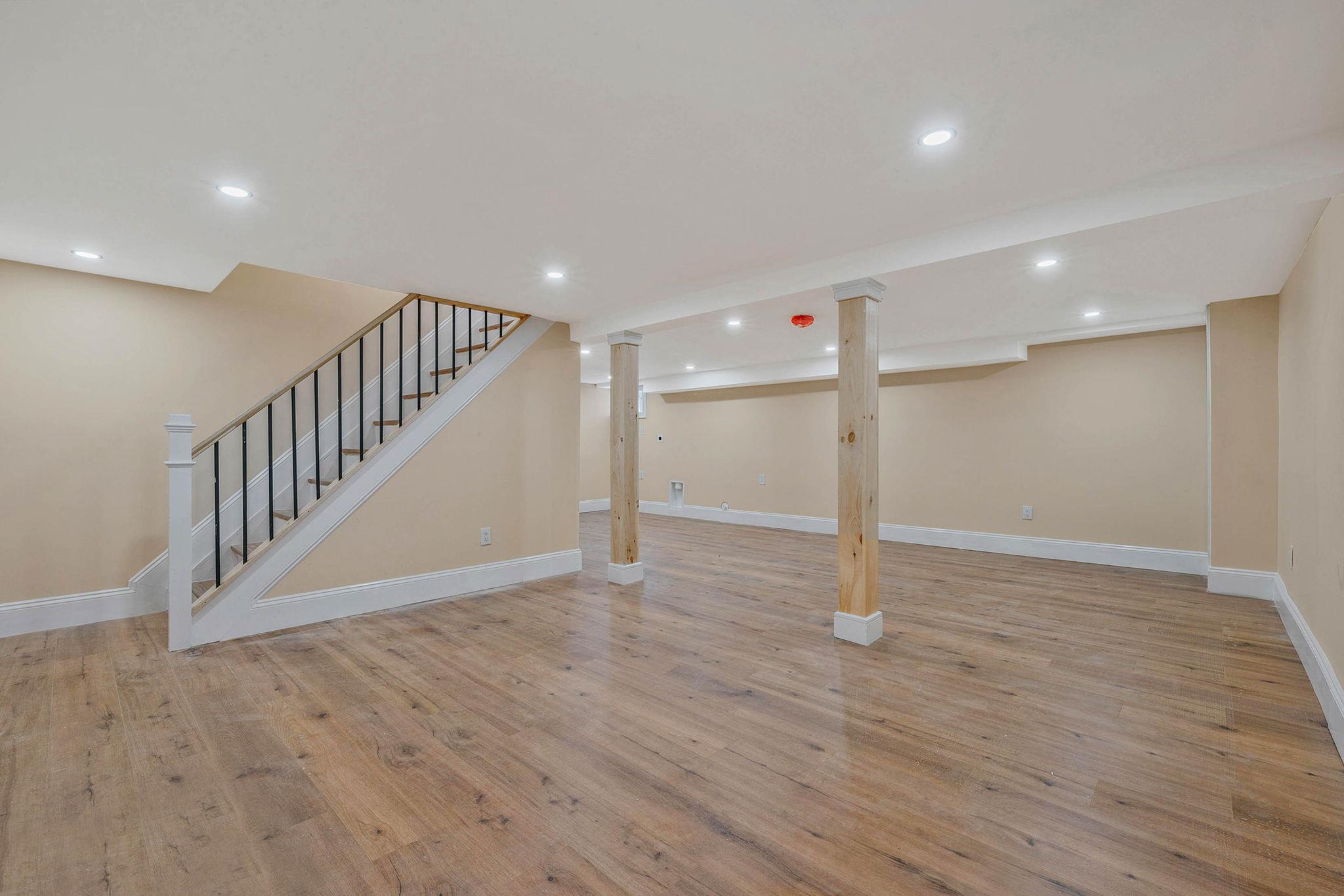 87 Sobro Avenue, Valley Stream, New York image 26