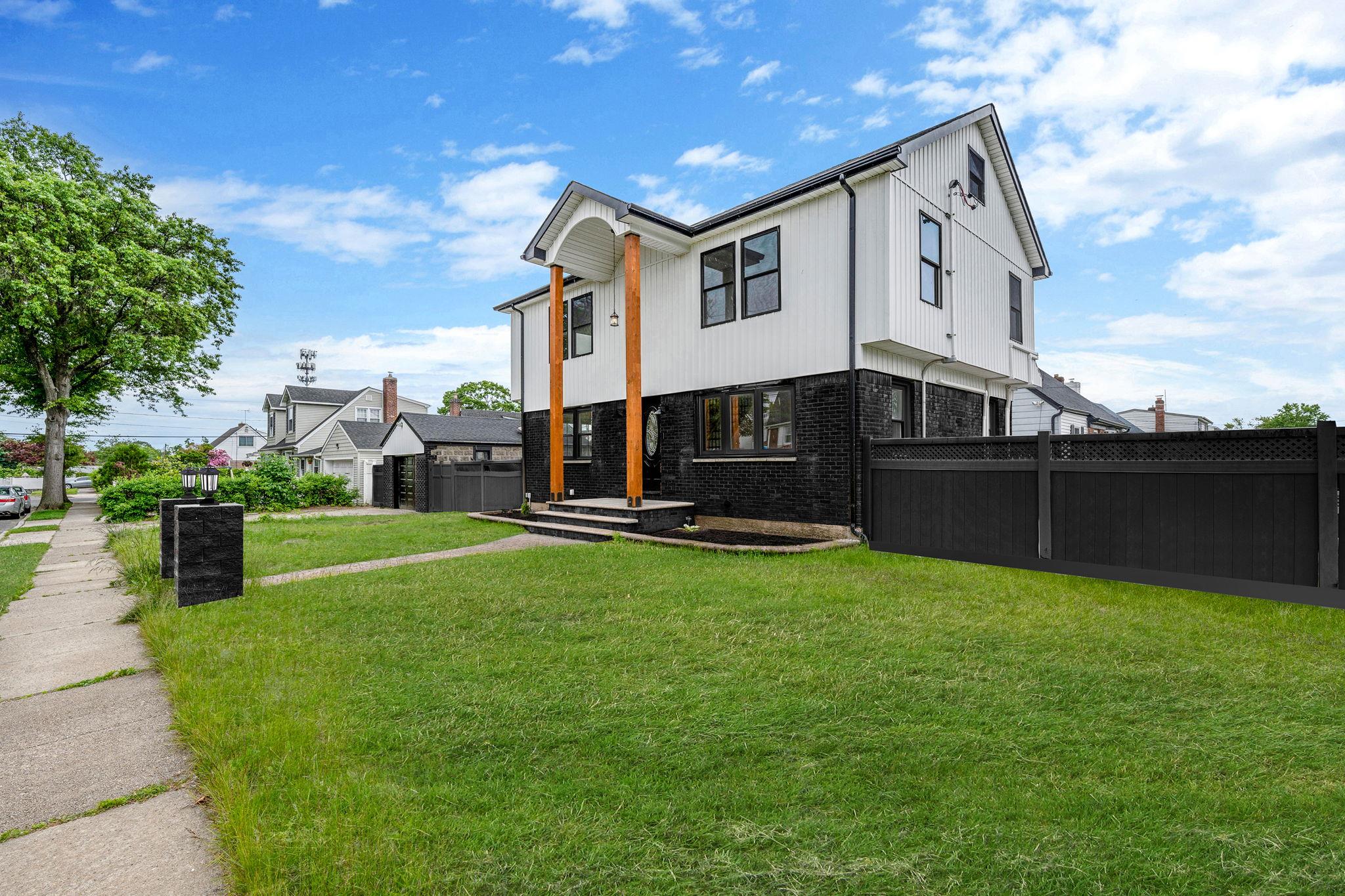 87 Sobro Avenue, Valley Stream, New York image 2