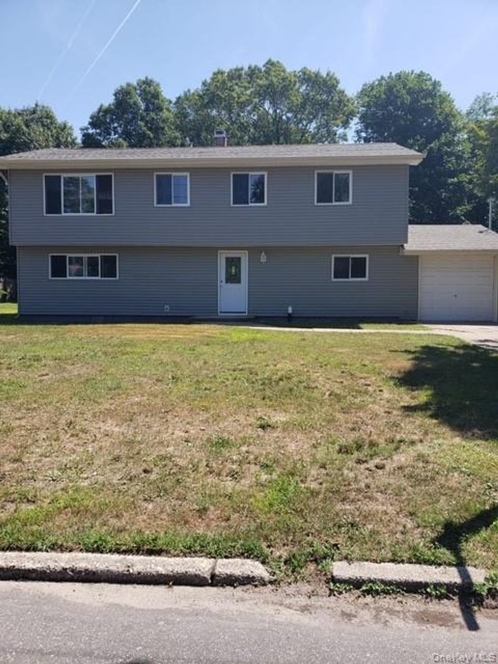Photo of 167 Oakland Avenue, Central Islip, NY 11722 (MLS # 969747)