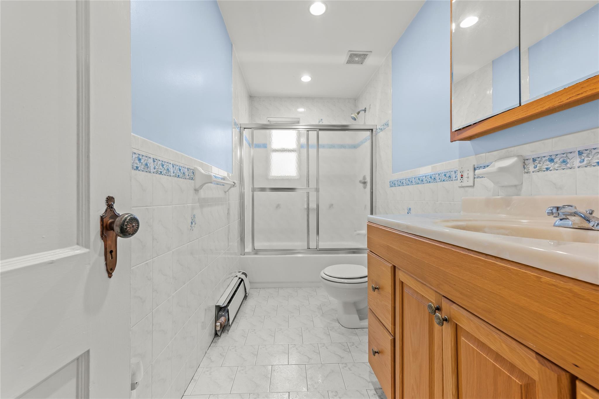76-05 167th Street, Fresh Meadows, New York image 24