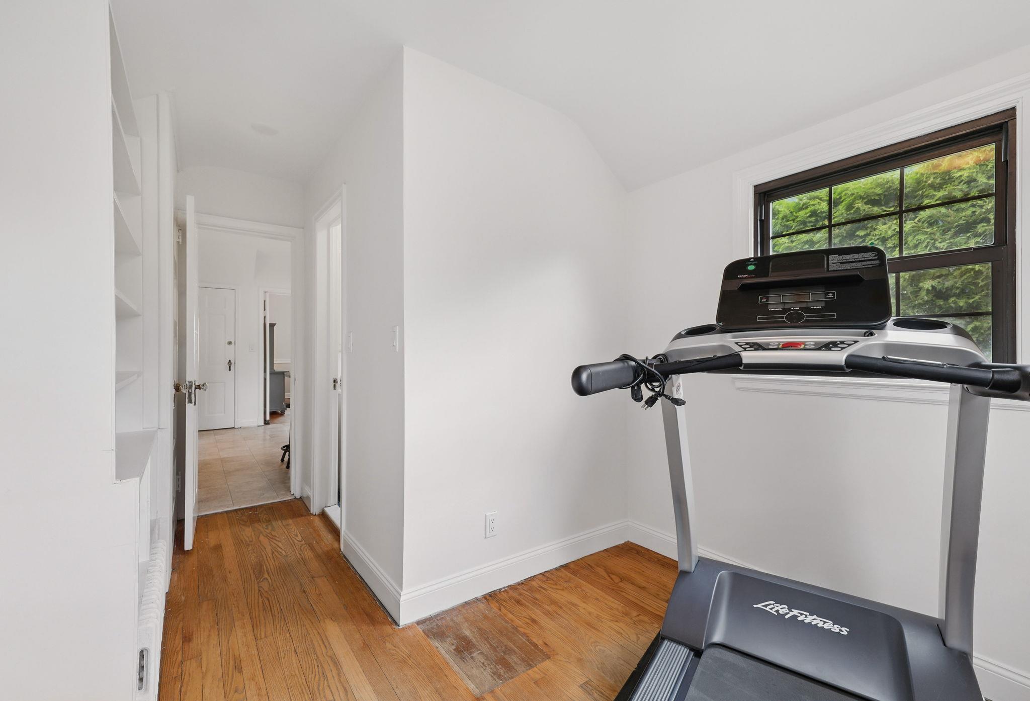 7 Gerlach Place, Larchmont, New York image 13