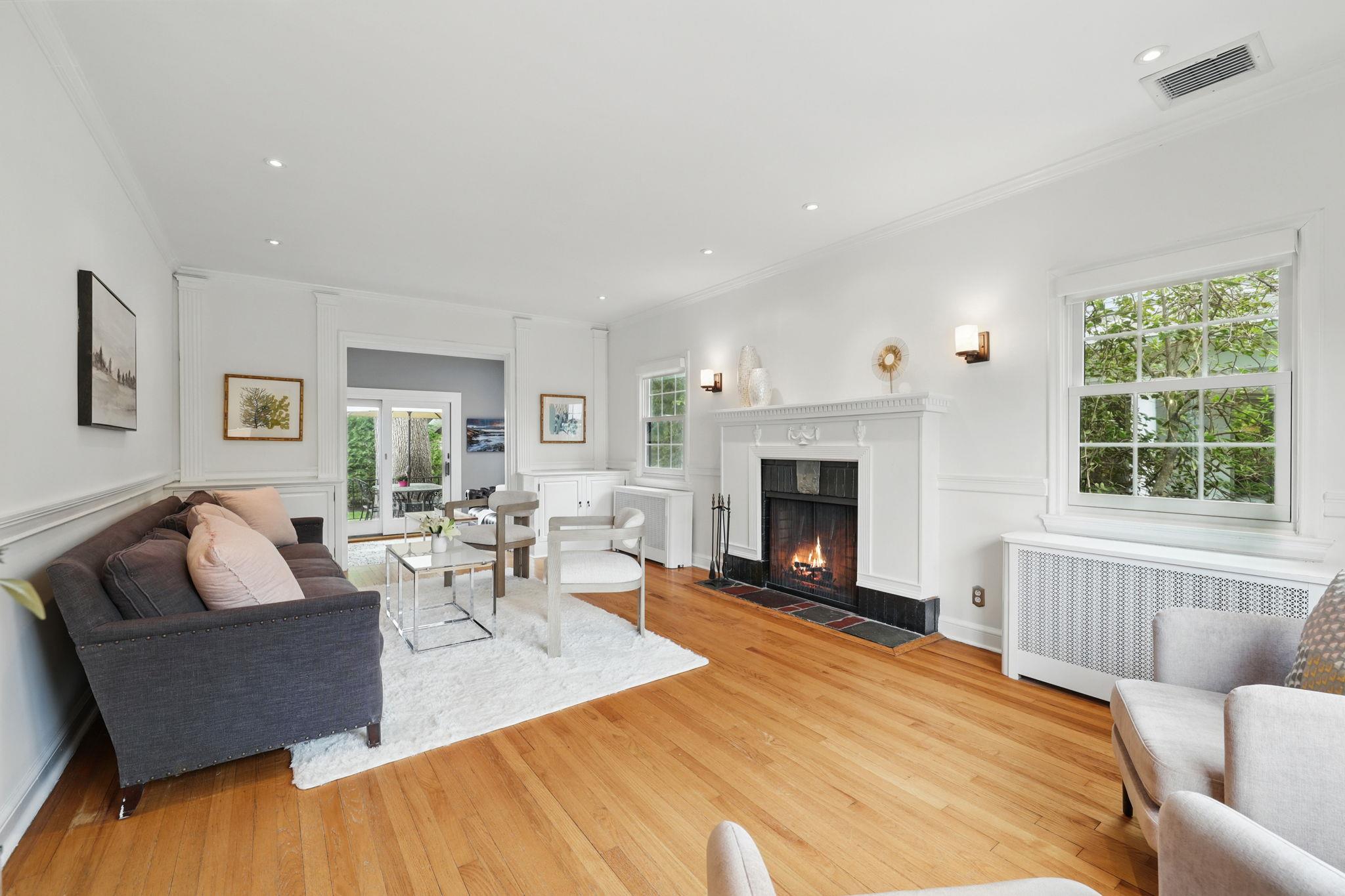 7 Gerlach Place, Larchmont, New York image 2