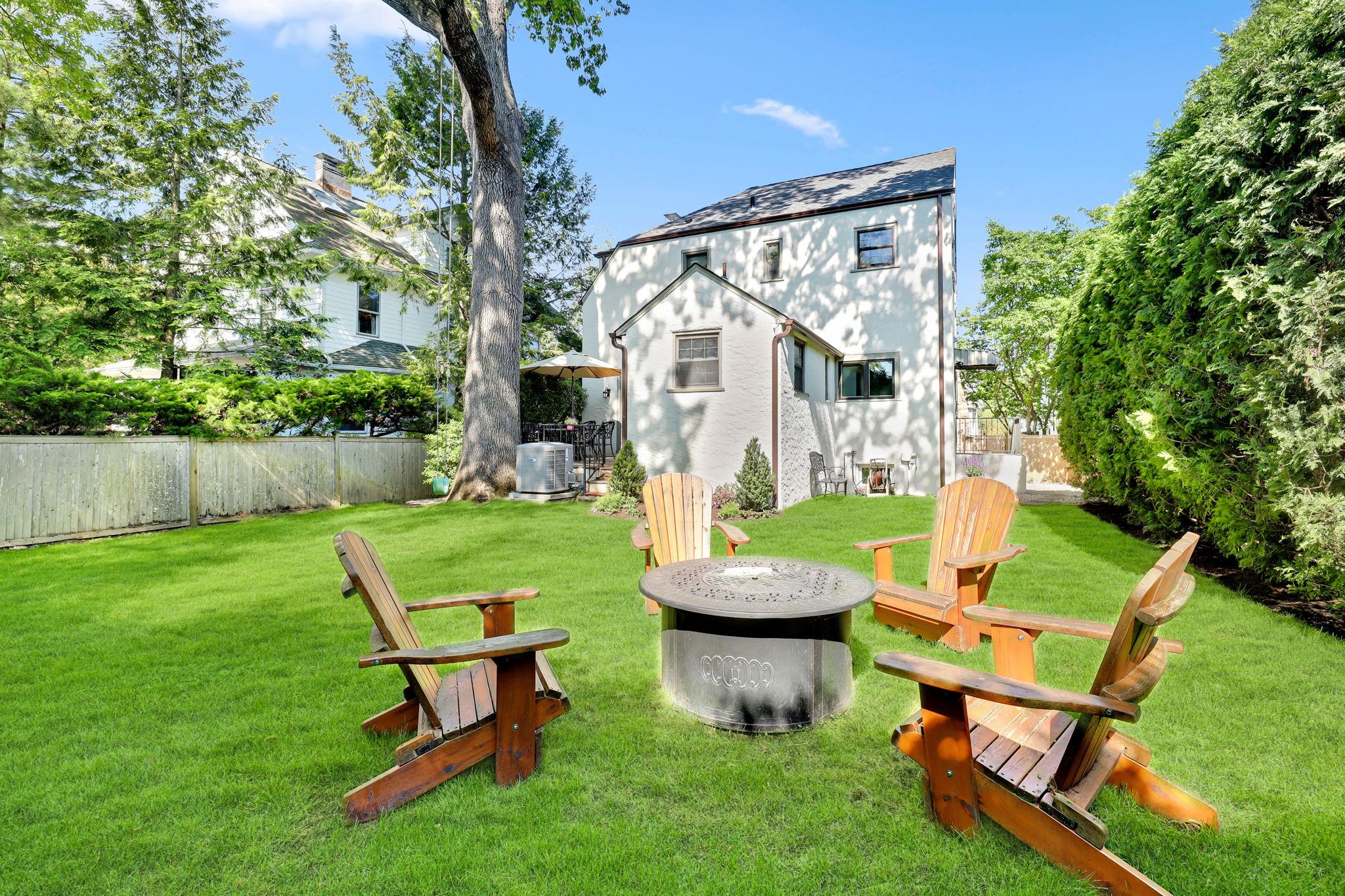 7 Gerlach Place, Larchmont, New York image 32