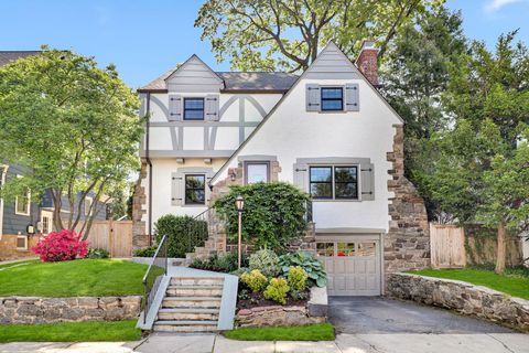7 Gerlach Place Larchmont NY 10538