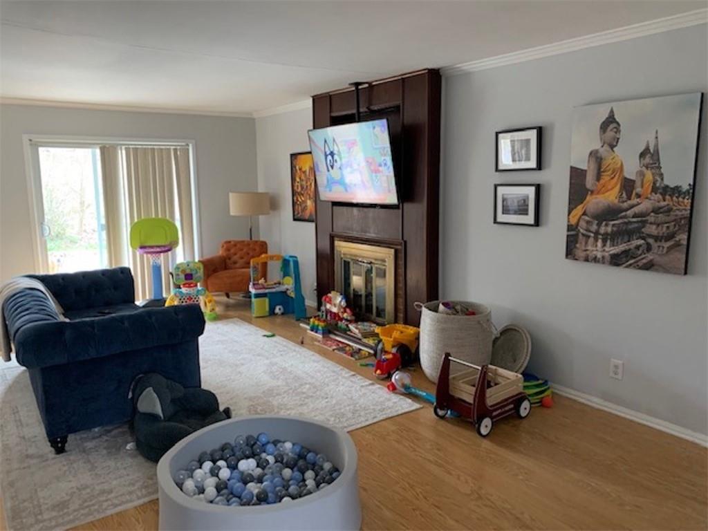 Rental Property at Concord Avenue, Hartsdale, New York - Bedrooms: 3 
Bathrooms: 2 
Rooms: 7  - $3,900 MO.