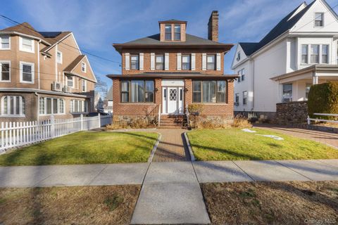 307 N Fulton Avenue Fleetwood NY 10552