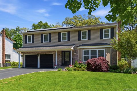Homes For Sale - 60 Tulipwood Drive<br/> Commack, NY 11725