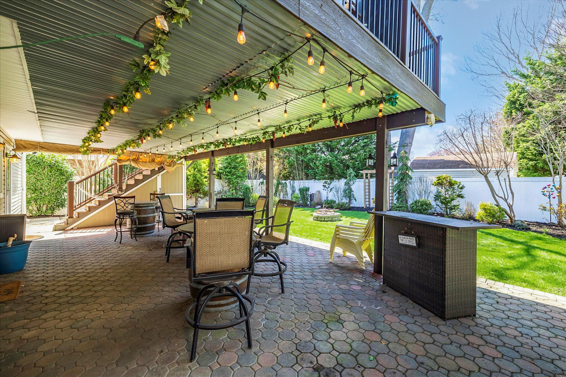 1490 Briard Street, Wantagh, New York image 5