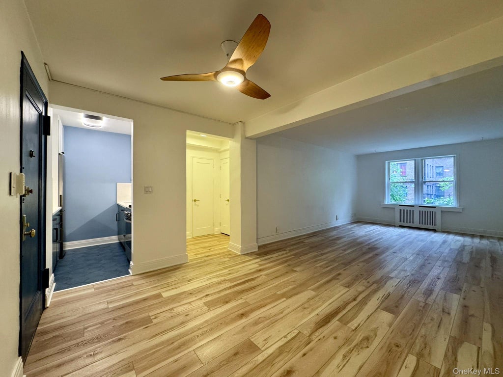 Photo of 2090 Barnes Avenue #2G, Bronx, NY 10462 (MLS # 1025067)