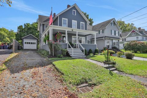 Photo of 40 Main Street, Esopus, NY 12429 (MLS # 920485)