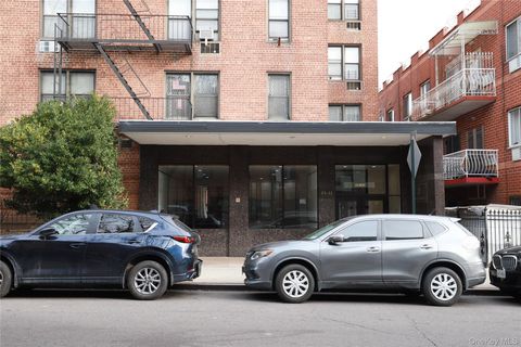 Photo of 53-11 90th Street #6C, Elmhurst, NY 11373 (MLS # 945726)