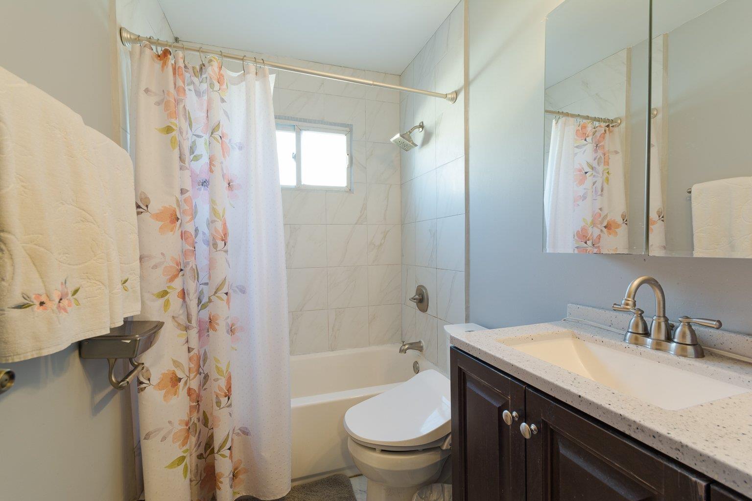 203 Front Avenue, Brentwood, New York image 10