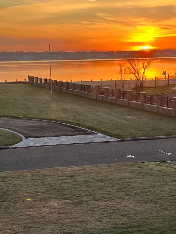 Islip, New York 11706, United States, 5 Bedrooms Bedrooms, ,3 BathroomsBathrooms,Residential,Coming Soon,94603