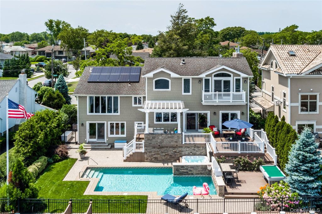 Photo of 2883 Shore Drive, Merrick, NY 11566 (MLS # 958347)