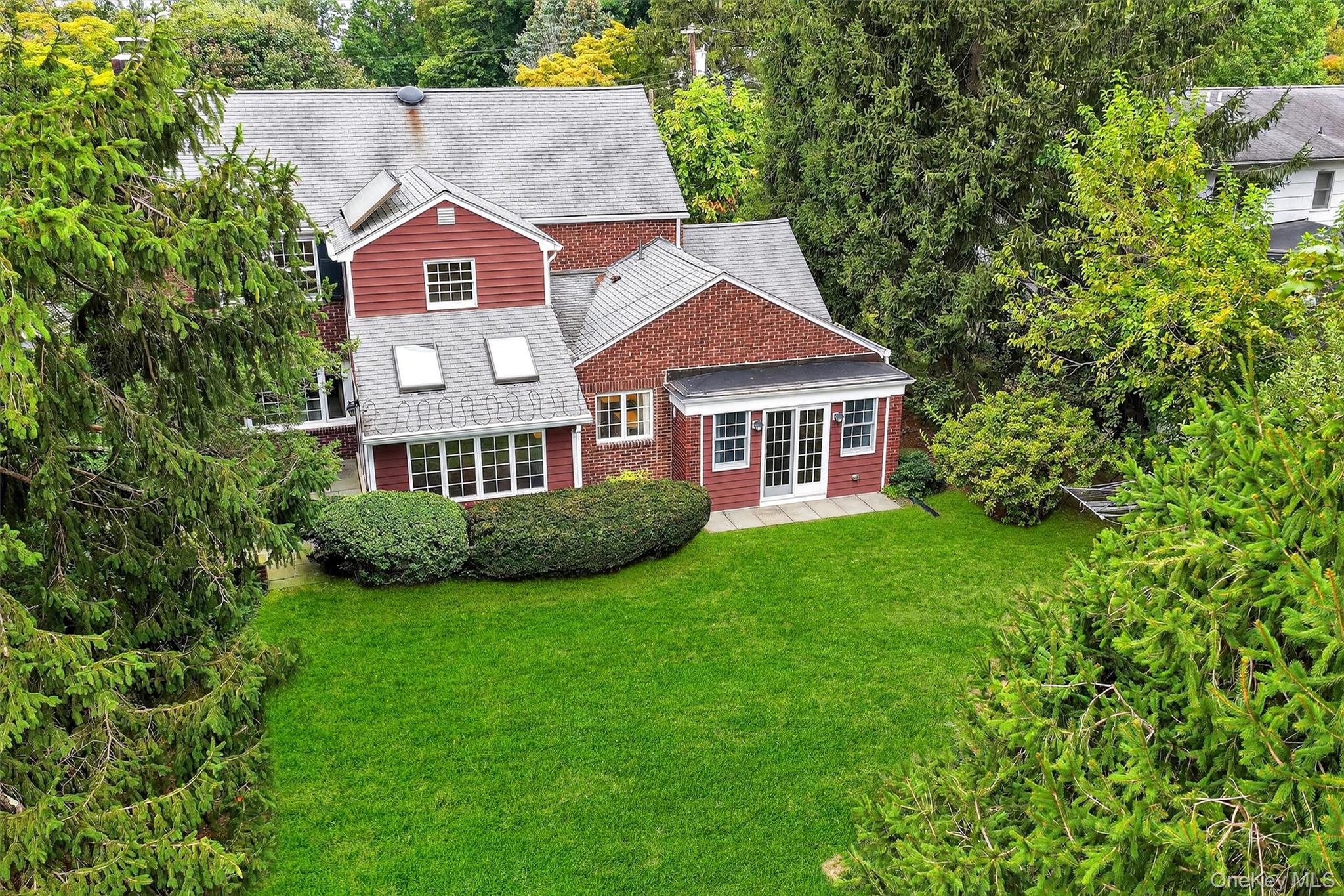 Croton-On-Hudson, New York 10520, United States, 4 Bedrooms Bedrooms, ,2 BathroomsBathrooms,Residential,Active,211120