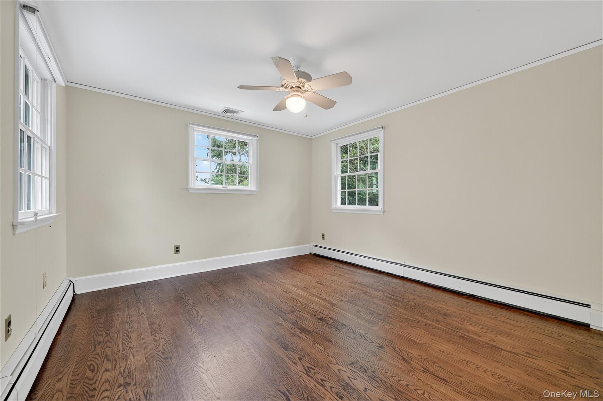 Croton-On-Hudson, New York 10520, United States, 4 Bedrooms Bedrooms, ,2 BathroomsBathrooms,Residential,Active,211120