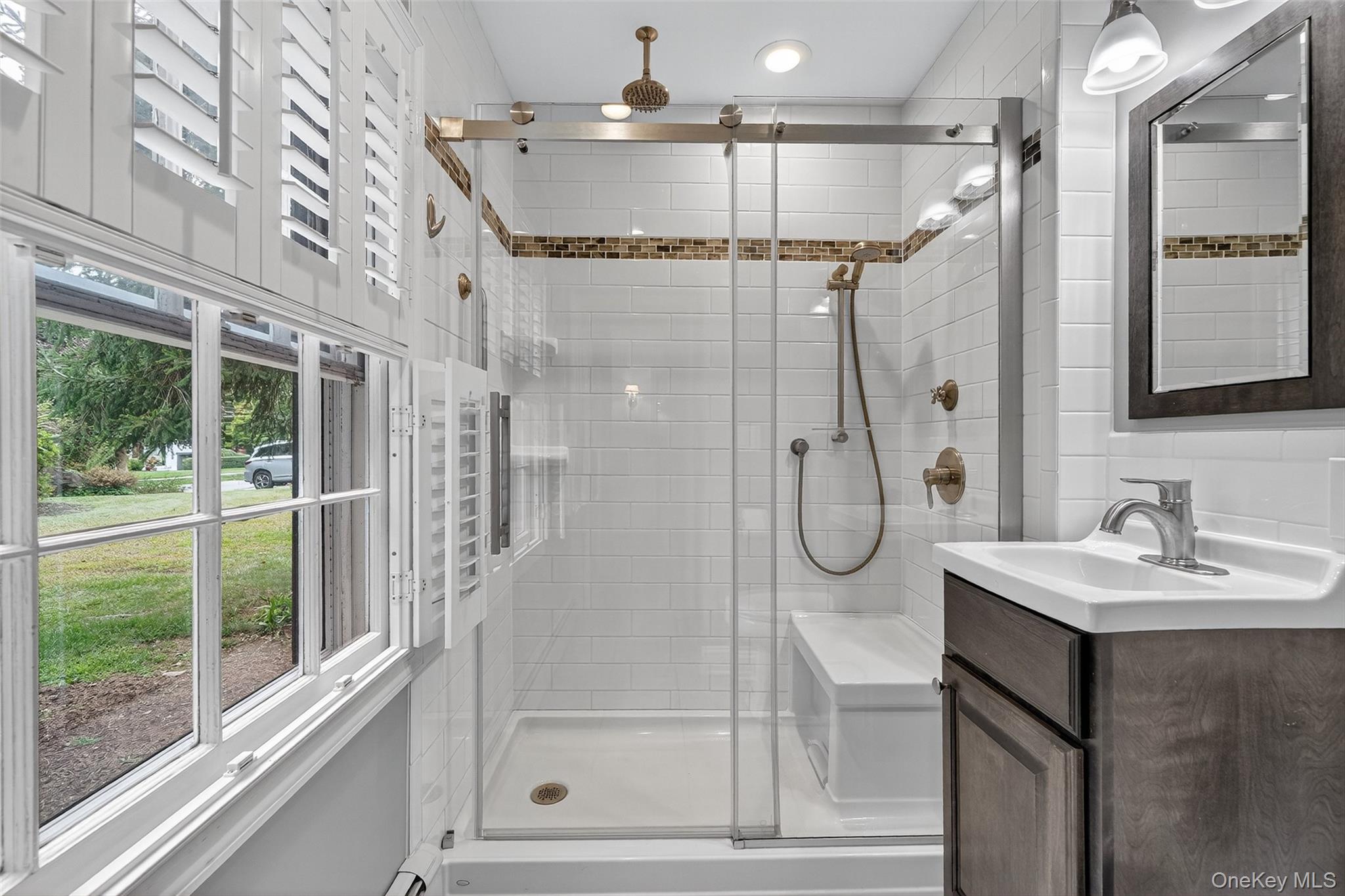 Croton-On-Hudson, New York 10520, United States, 4 Bedrooms Bedrooms, ,2 BathroomsBathrooms,Residential,Active,211120